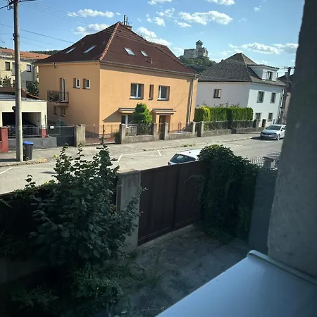 Town House Svermova Apartament *